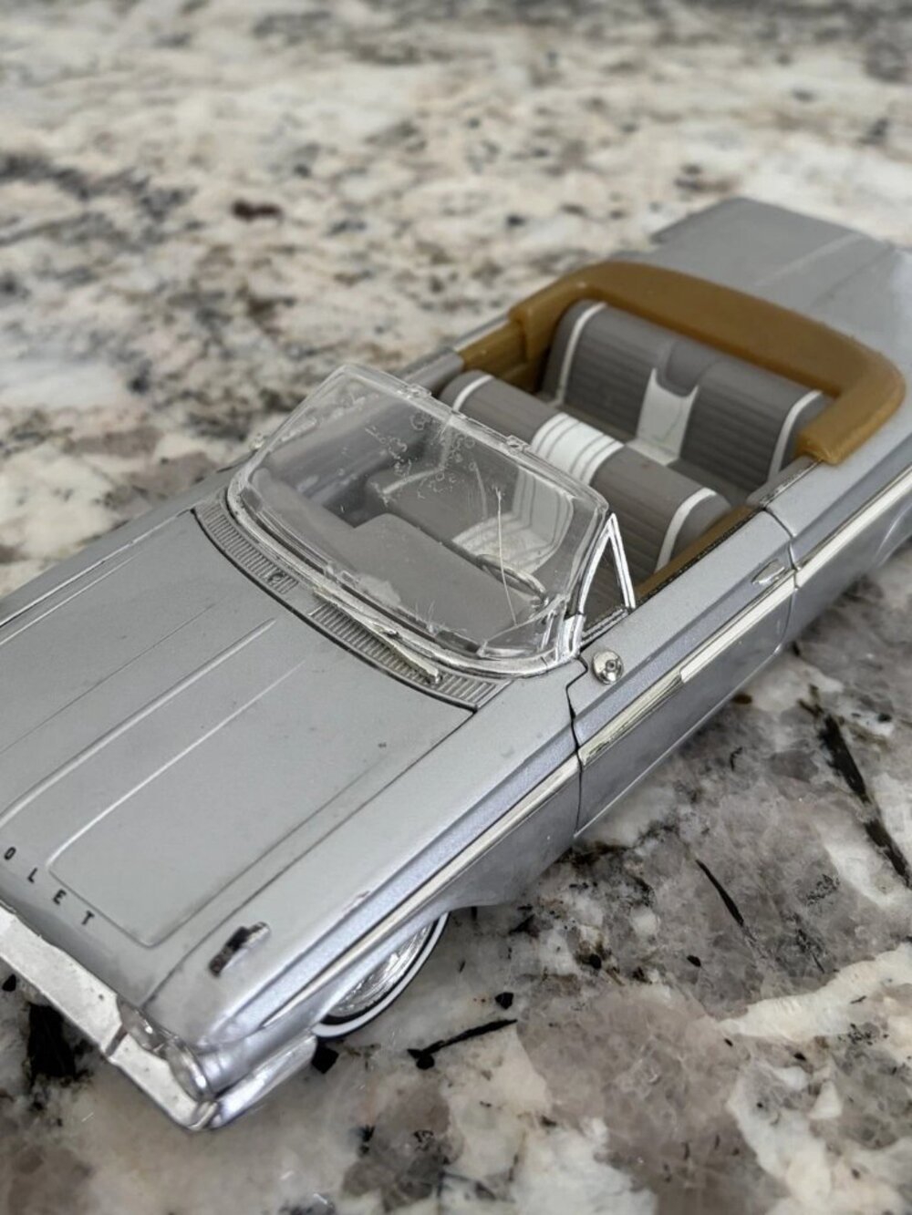 Chevrolet Impala Diecast Car Silver Broken Windshield